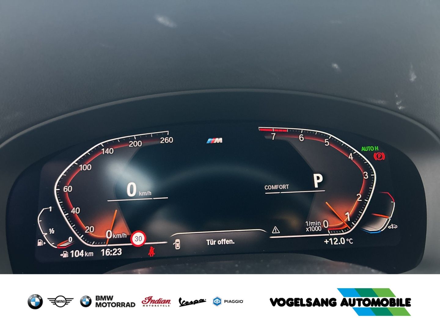 Fahrzeugabbildung BMW 540 i xDrive Touring M Sport Park-Assistent Head