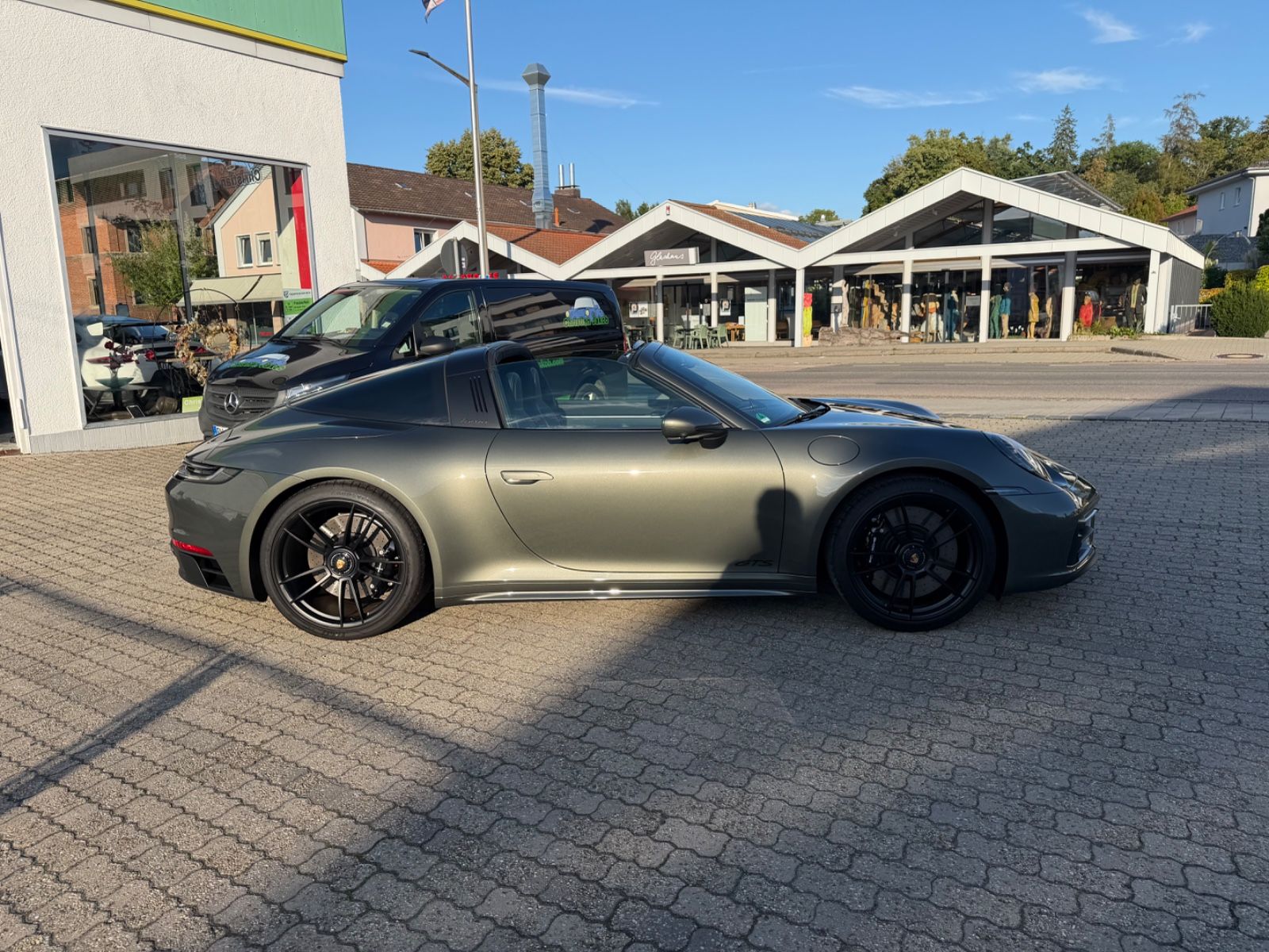 Porsche 992 Targa 4 GTS 6