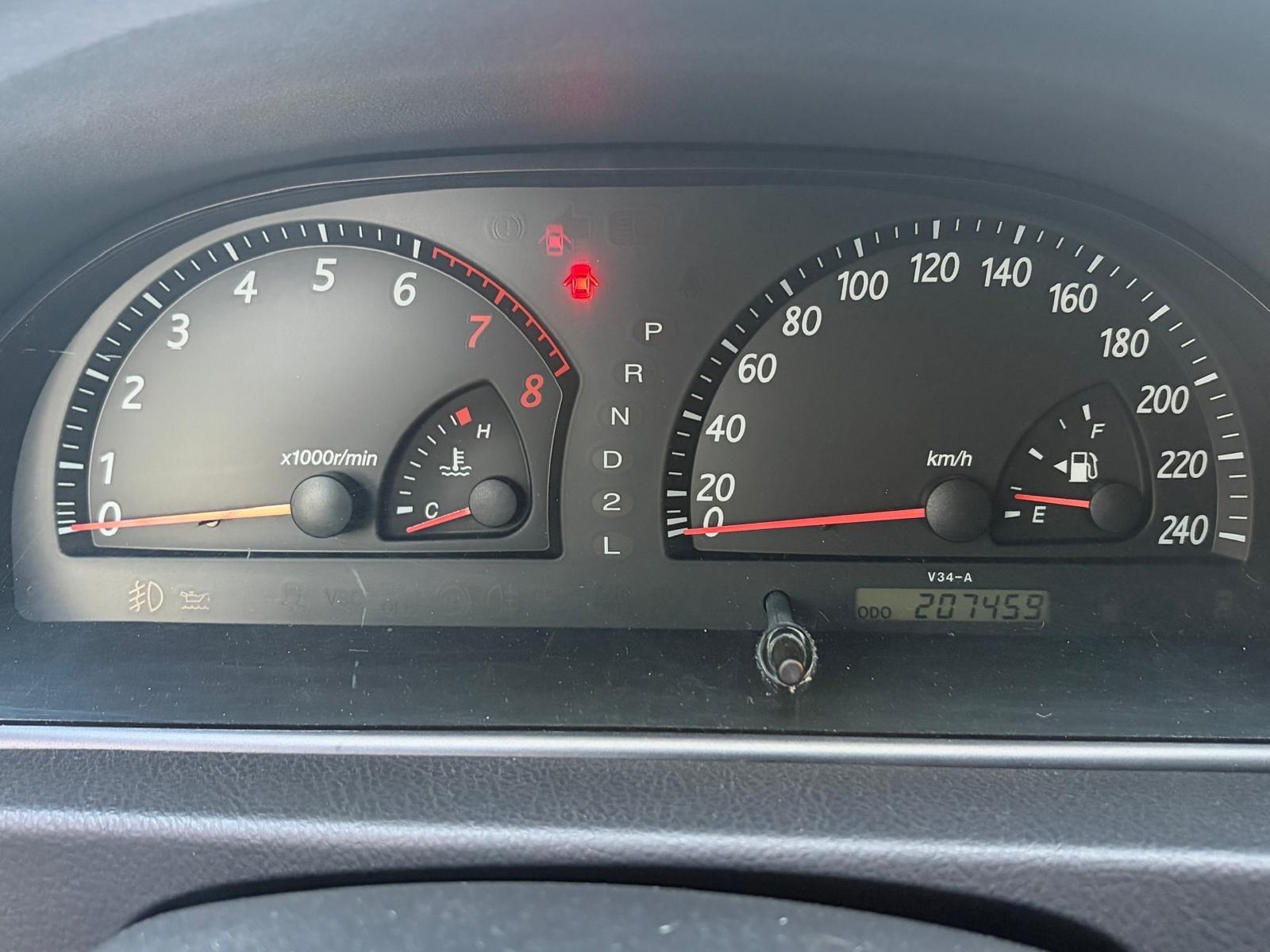 Toyota Camry 2.4 Auto -
