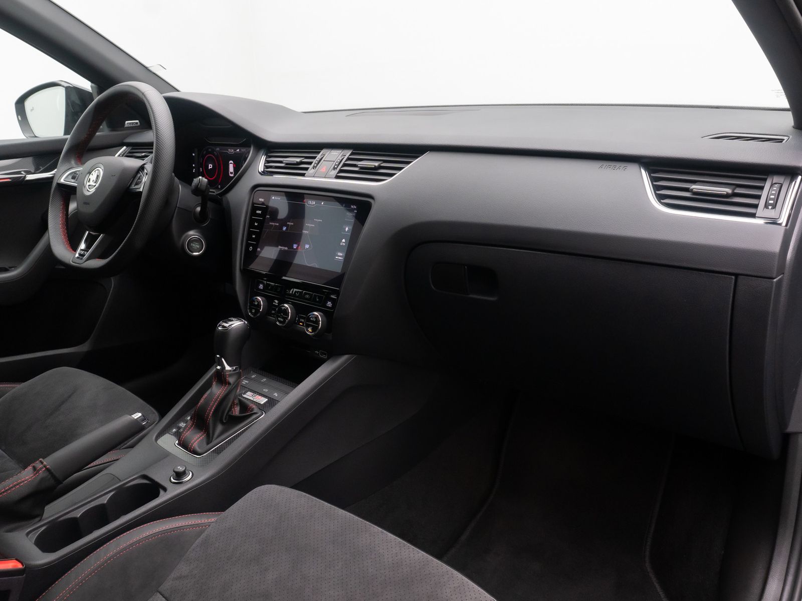 Fahrzeugabbildung SKODA Octavia RS 60 ACC Kamera SoundSys Memory DAB 18"