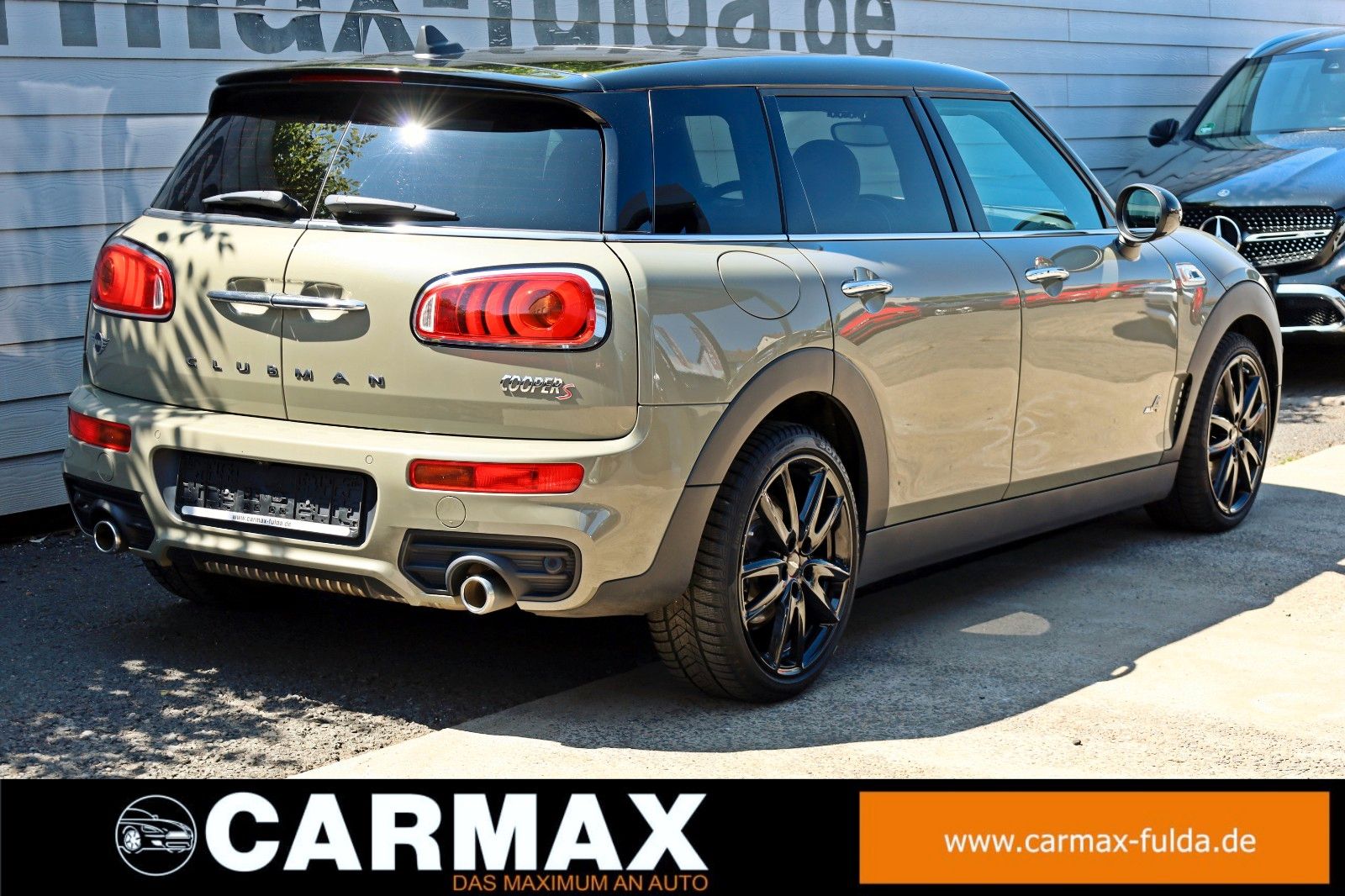 Fahrzeugabbildung MINI Clubman Cooper S All4 JCW Leder,Navi,LED,PanDach