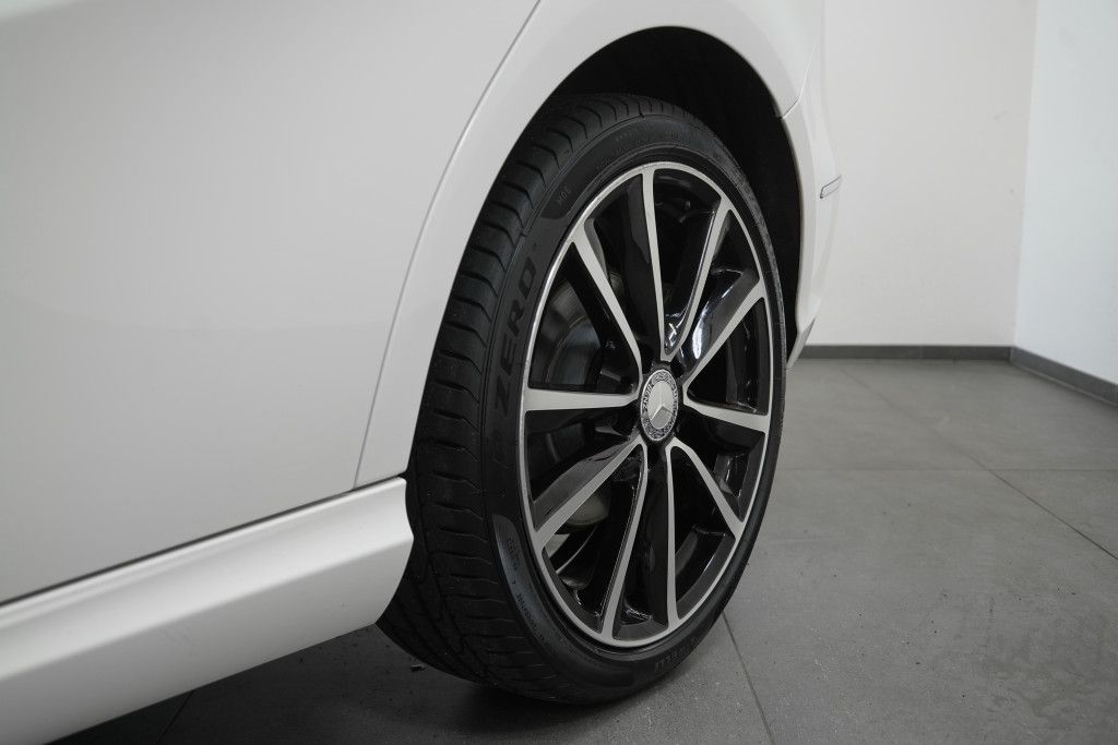 Mercedes Benz B 200