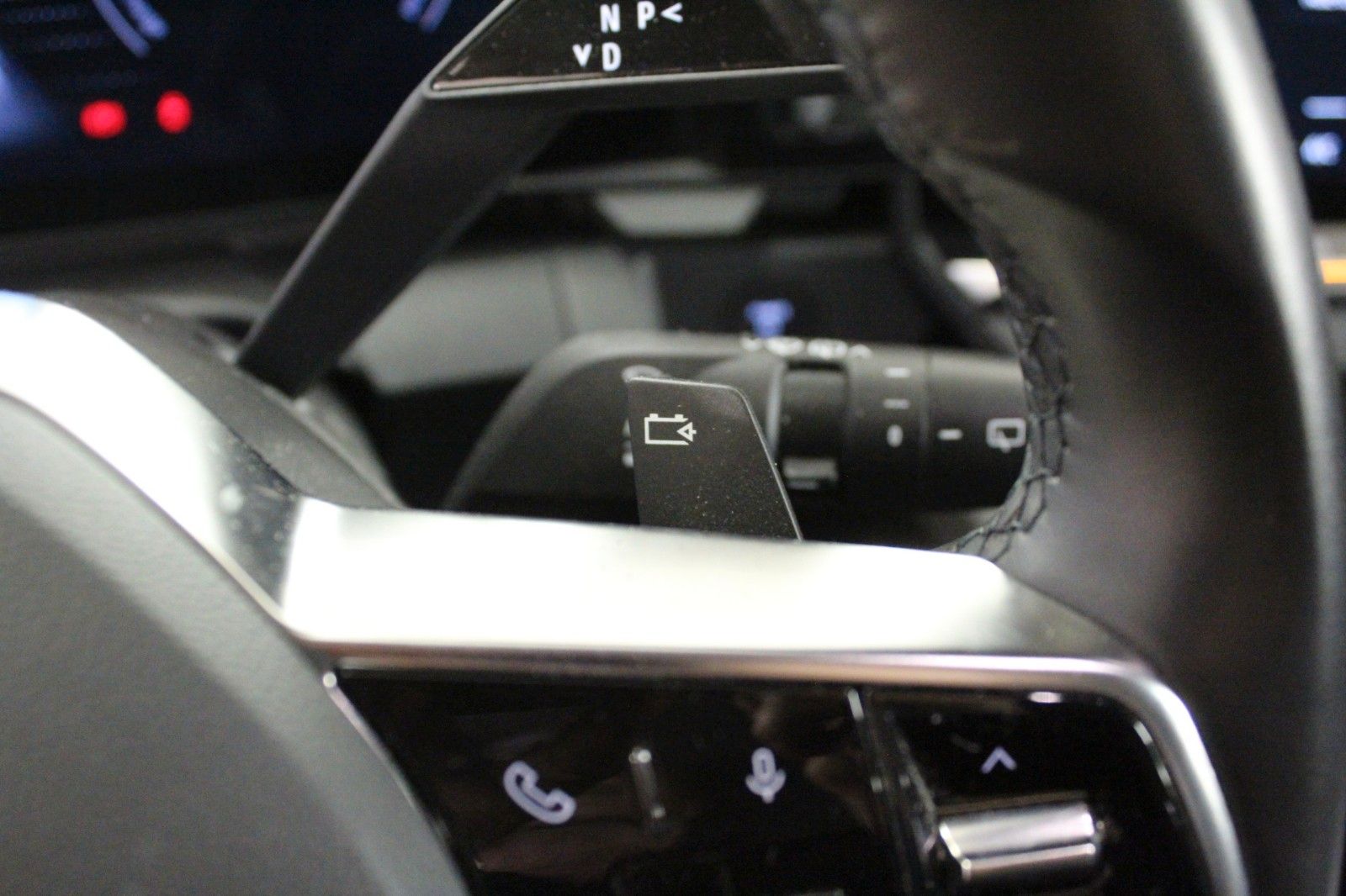 Fahrzeugabbildung Renault Megane E-Tech Equilibre Boost charge