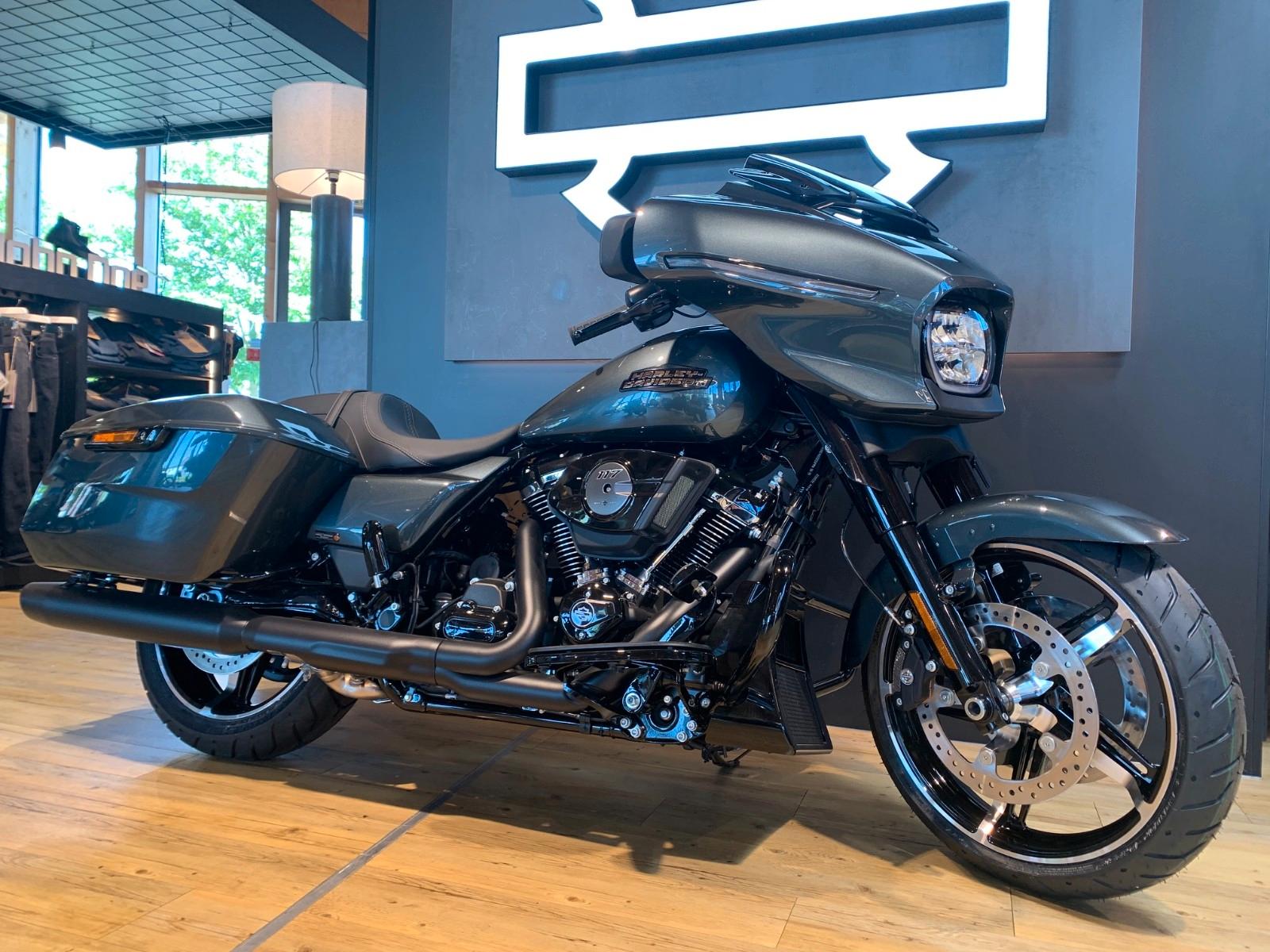 Harley-Davidson Street Glide 117