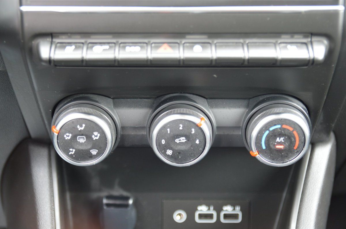 Fahrzeugabbildung Renault Captur II Equilibre Shz LED Ganzj.