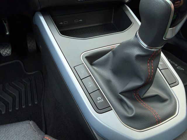 Seat Arona 1.0 TSI 70kW Sport FR|Kamera|Navi|ACC|LED