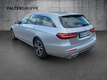 Mercedes E 220 - 8