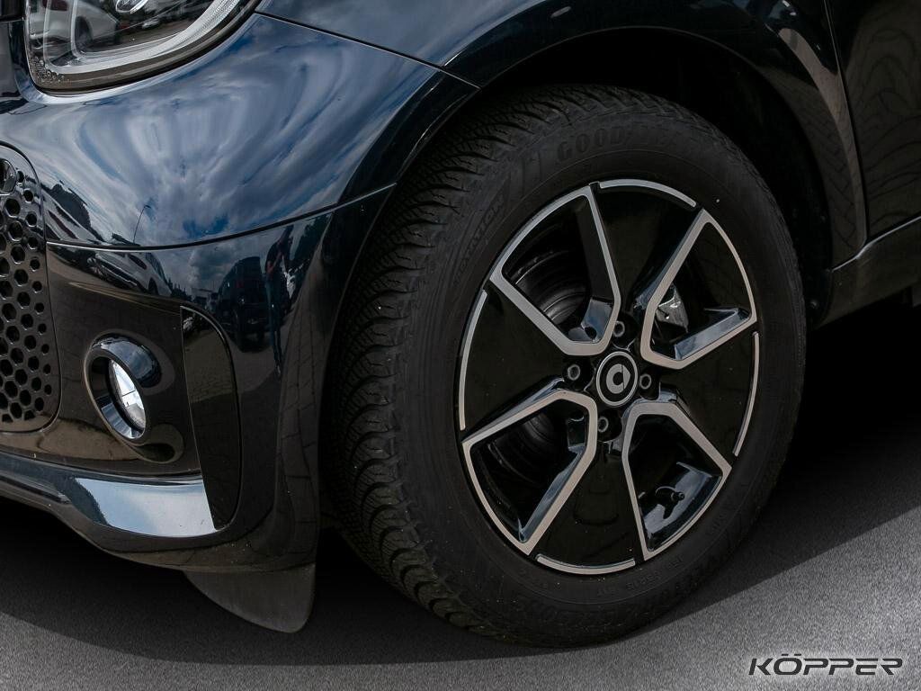 Smart fortwo EQ EXCLUSIVE Sapphire Blue LAST ONE imagem 3