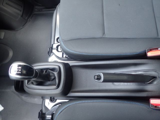 Fahrzeugabbildung Piaggio Porter NP6 SR SW LPG TOP Kofferaubau Engelhart I