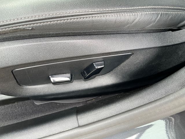 Fahrzeugabbildung BMW 520 d Mild-Hybrid xDrive Autom. Kamera, Sitzheiz