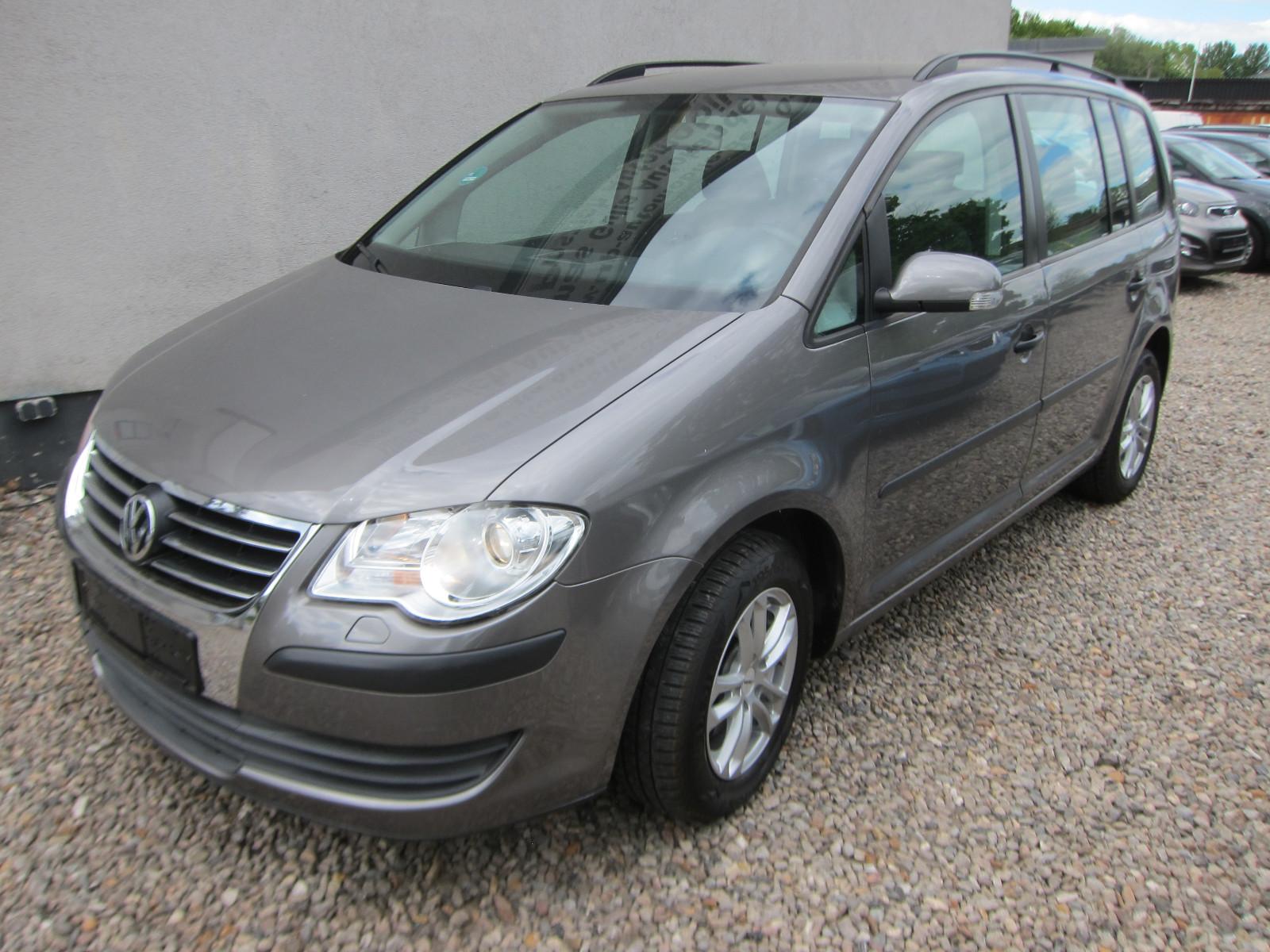 Volkswagen Touran 1.6 Navi.Klimaaut.Alu.Scheckheft -TOP