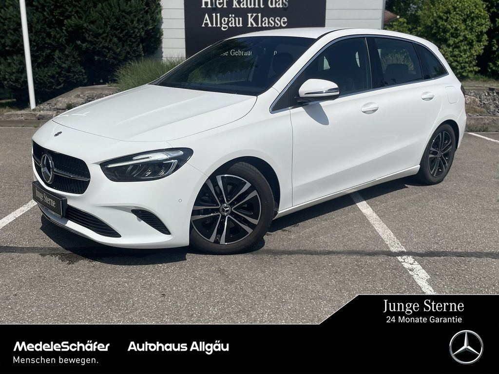 Mercedes-Benz B 180