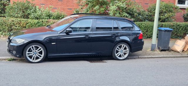 BMW 318d Touring -