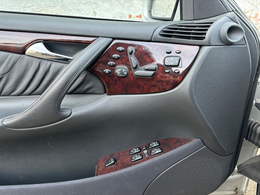 Mercedes-Benz CL 600