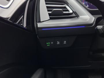 2021 AUDI Q4 E-TRON — миниатюра 24
