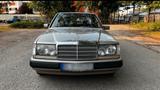 Mercedes-Benz Mercedes Benz 230 e Bitcoin Zahlung möglich - Mercedes-Benz 230 Gebrauchtwagen in Nürnberg