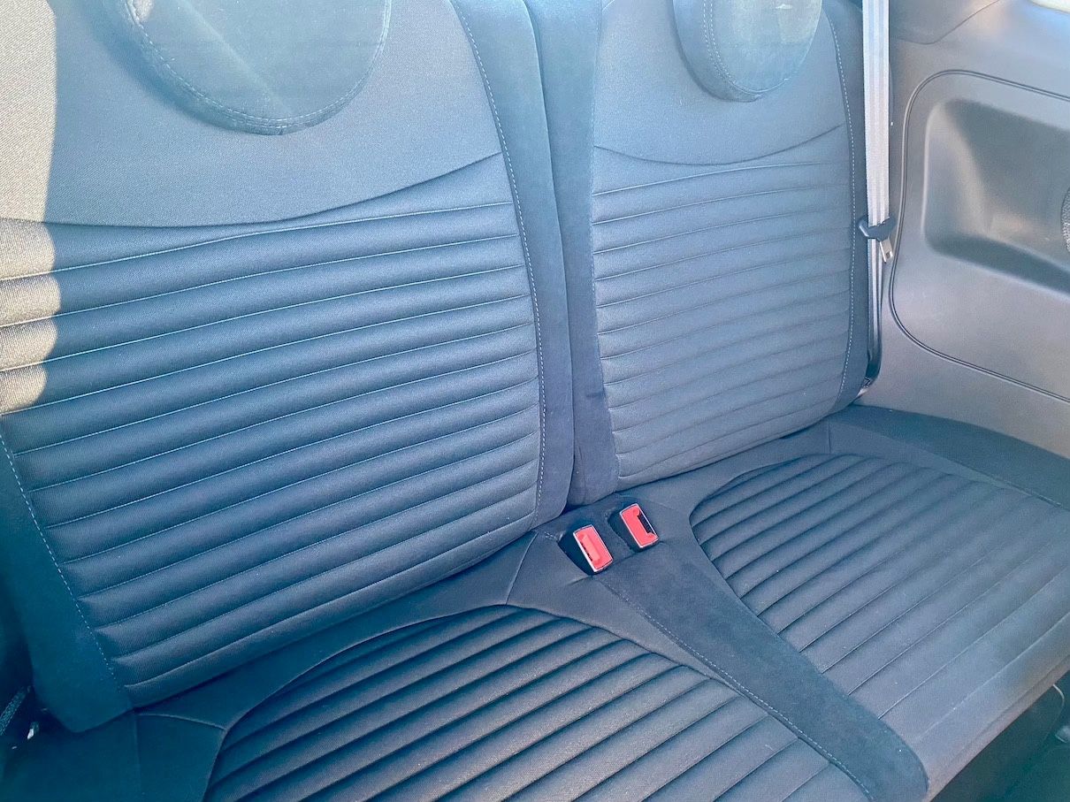 Fahrzeugabbildung Abarth 695 AAC NAVI BI-XENON BEATS MTA PAKET