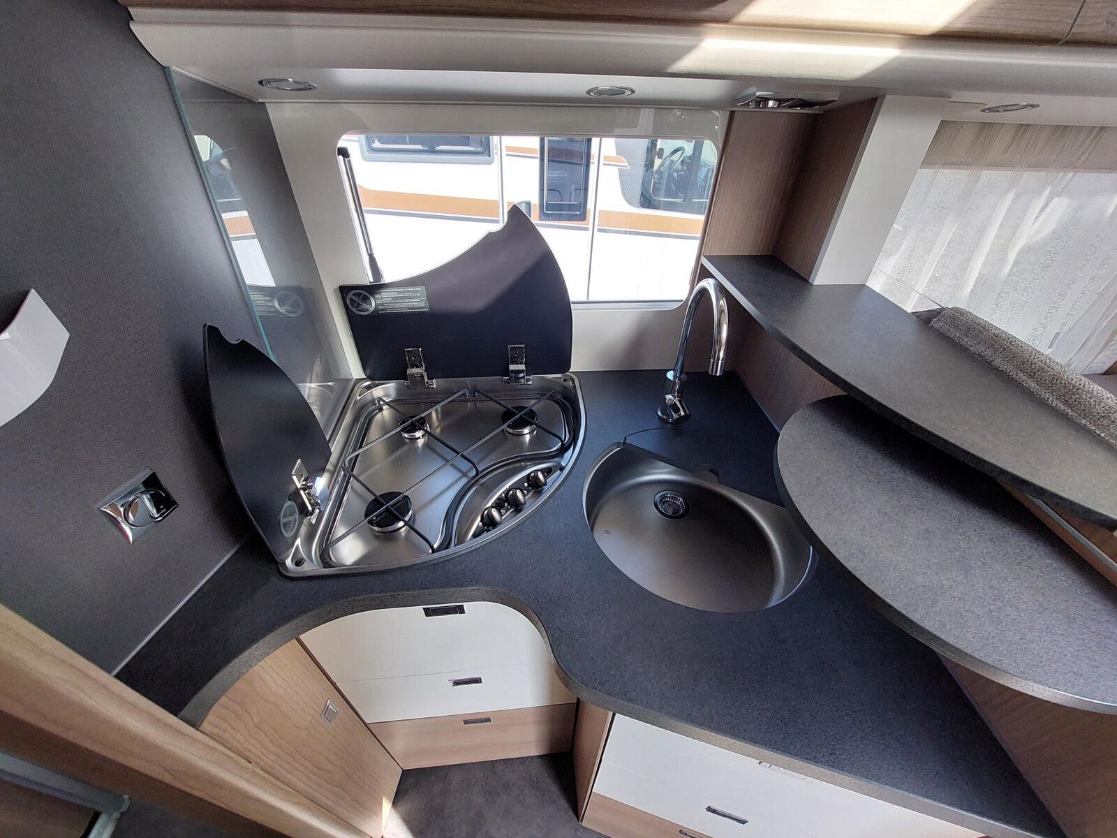 Fahrzeugabbildung Malibu T 450 RB LE lightweight MB TV Markise AKTION
