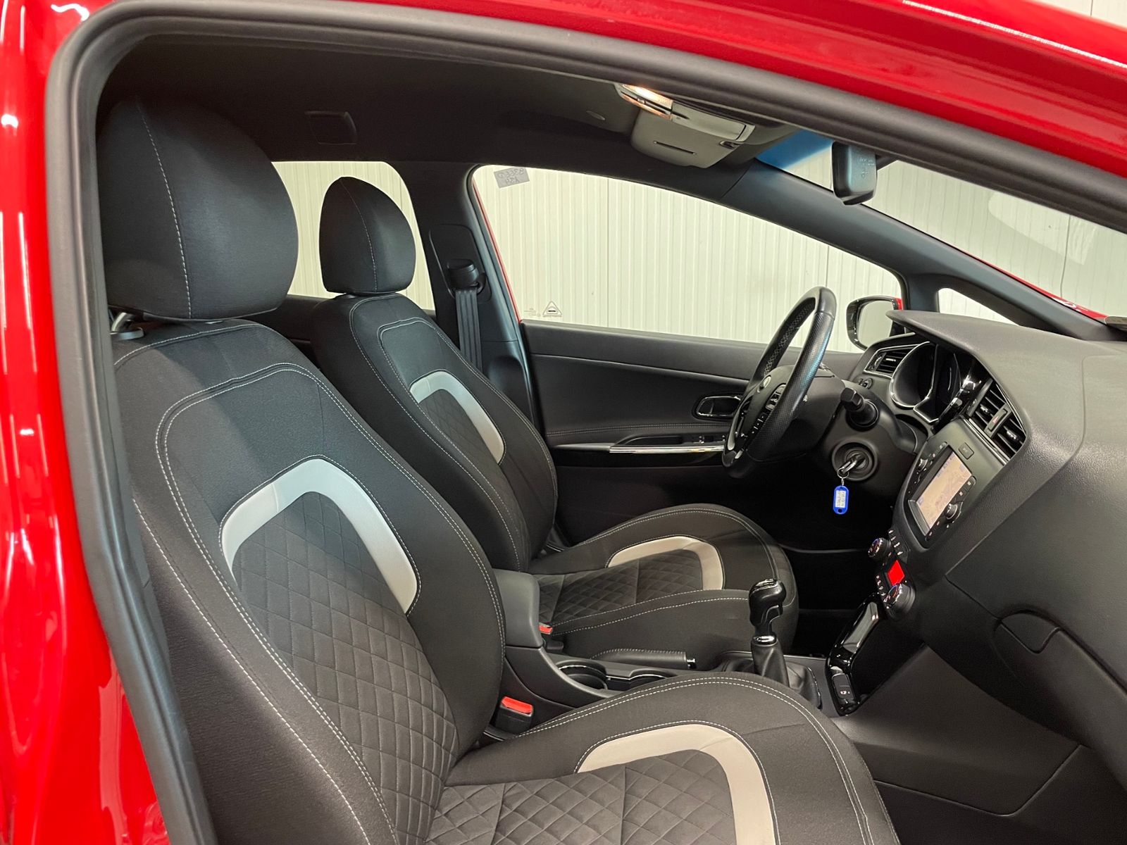 Ceed Sportswagon GT-Line 1.0 RFK TEMPOMAT NAVI