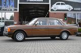 Mercedes-Benz 240D W123 *OLDTIMER*TOP*GARANTIE* - Mercedes-Benz 240: W123 240d