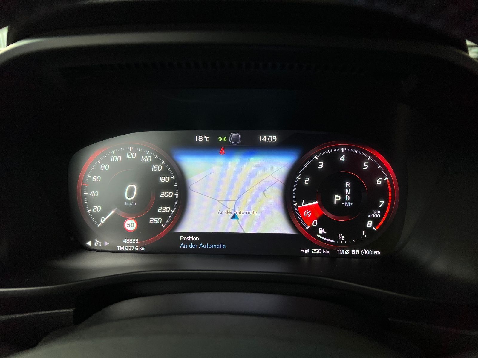 Fahrzeugabbildung Volvo XC40 Inscription AWD LED NAV RFK SHZ ALU