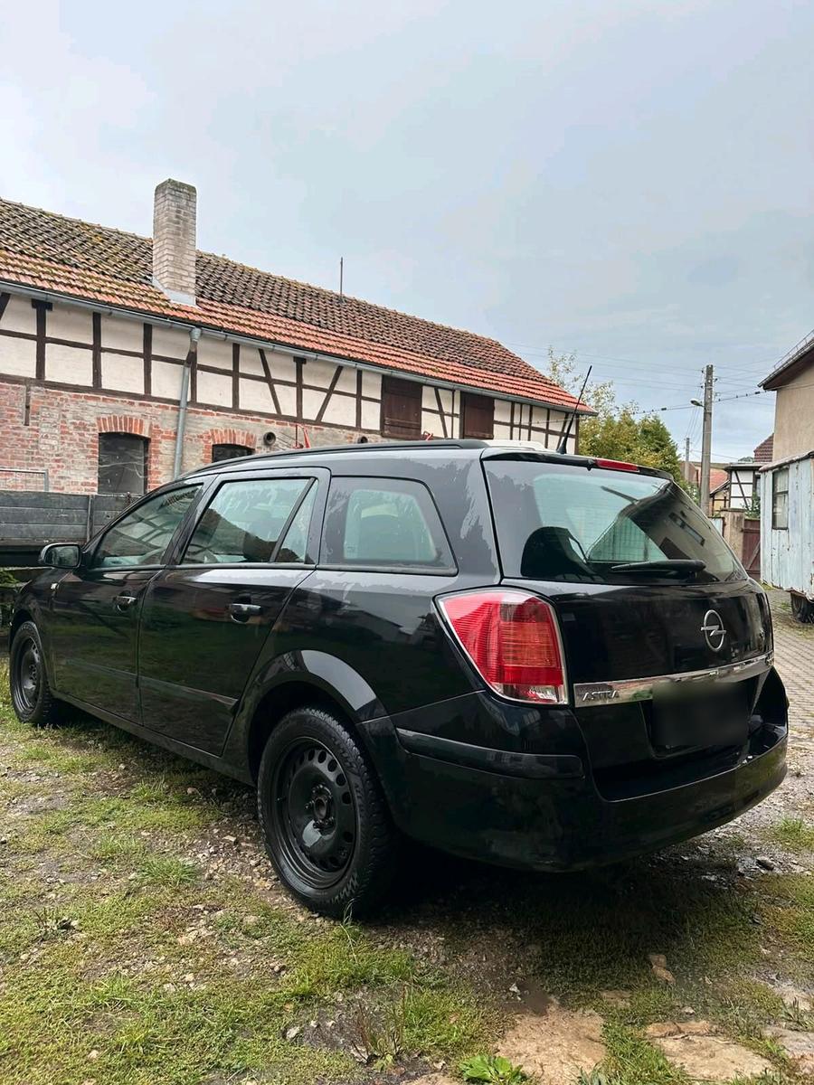 Opel Astra 2006 — двигун 120 HP (88kW)