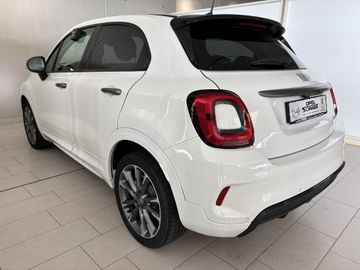 Fotografie des Fiat 500X 1.5 GSE Hybrid AT Sport LED Kamera