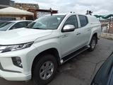 Mitsubishi L200 2.3 D Double Cab 4x4 Super Selec - Mitsubishi L200: 3.2