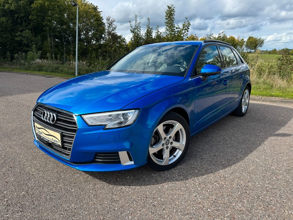 Audi A3 2.0 TFSI S tronic quattro,1Hand,ACC,RFK,Leder