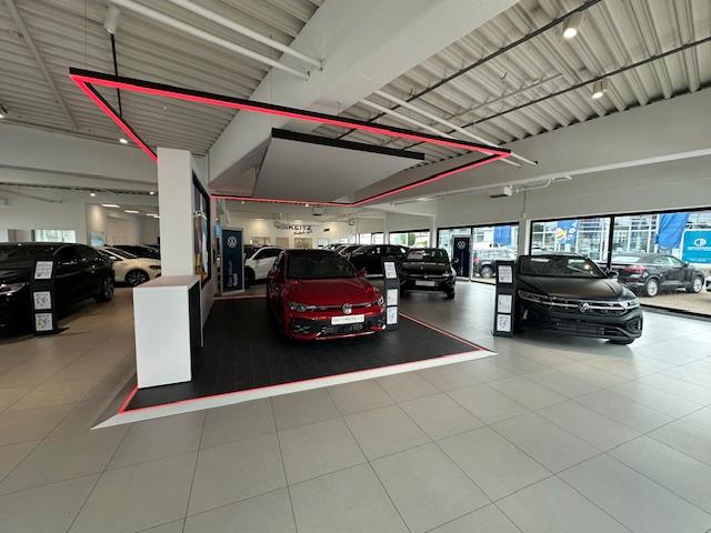 showroom-image-main