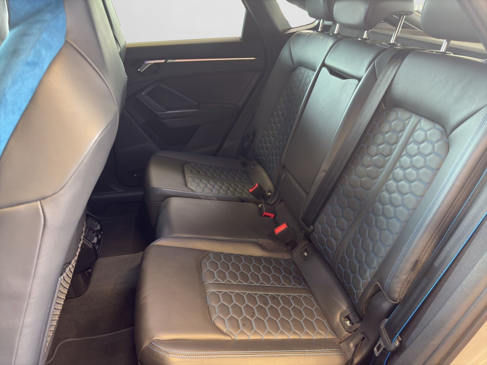 Audi RSQ3 - Bild 15