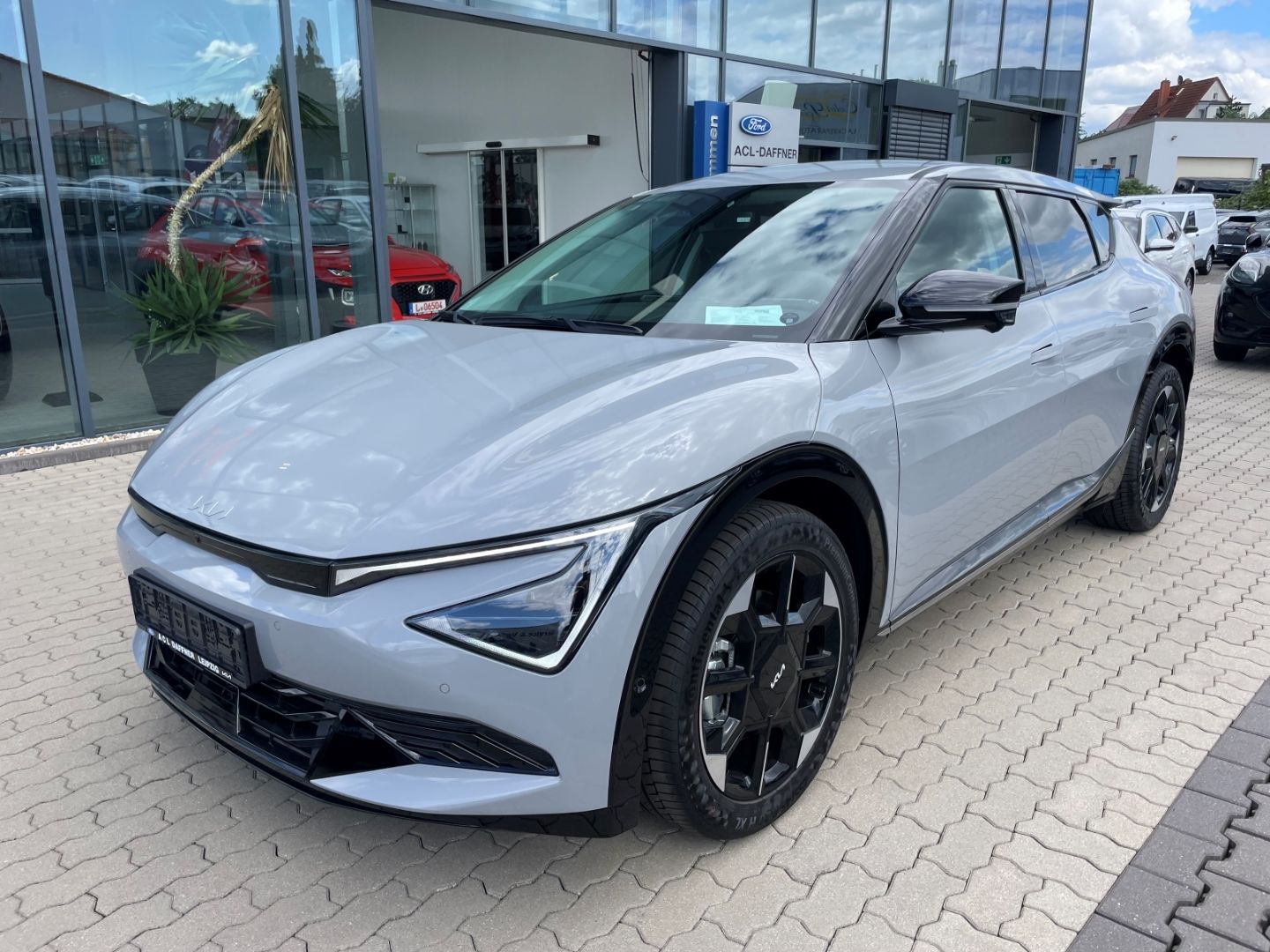 Fahrzeugabbildung Kia EV6 Earth 84 kWh 360° Kamera HeadUp Sitzbelüftun