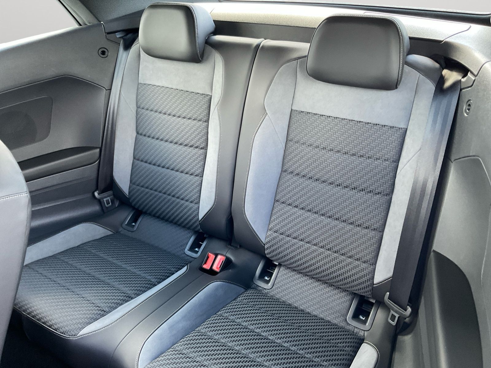 Volkswagen T-Roc - Bild 13