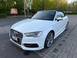Audi S3 TFSI S tronic quattro Cabriolet 1.Hd Audi AG  - Audi S3 in Köln