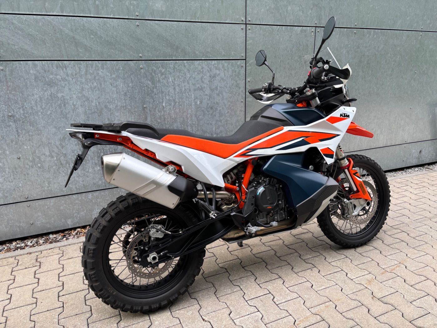 Fahrzeugabbildung KTM 890 Adventure R Tech Pack