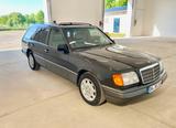 Mercedes-Benz E 280  - aus 1995: Kombi
