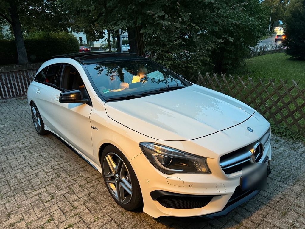 Image of Mercedes-Benz CLA 45 AMG Shooting Brake
