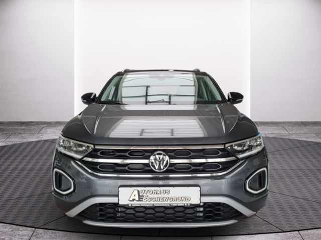 Fahrzeugabbildung Volkswagen T-Roc 1.5 TSI DSG  Style LED NAVI AHK SHZ
