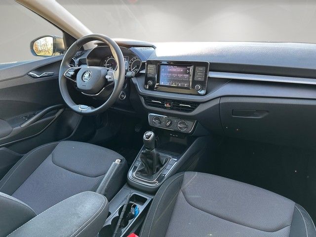 Fahrzeugabbildung SKODA Fabia 1.0l Selection LED+TEMPOMAT+++