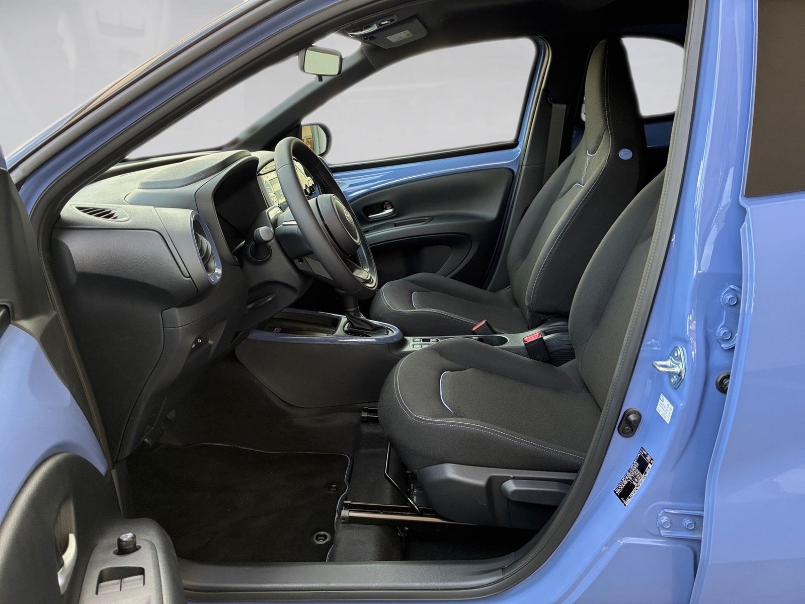 Fahrzeugabbildung Toyota Aygo X 1.5 Teamplayer NAVI LED KAMERA ACC