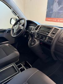 Volkswagen T5 Multivan - 9