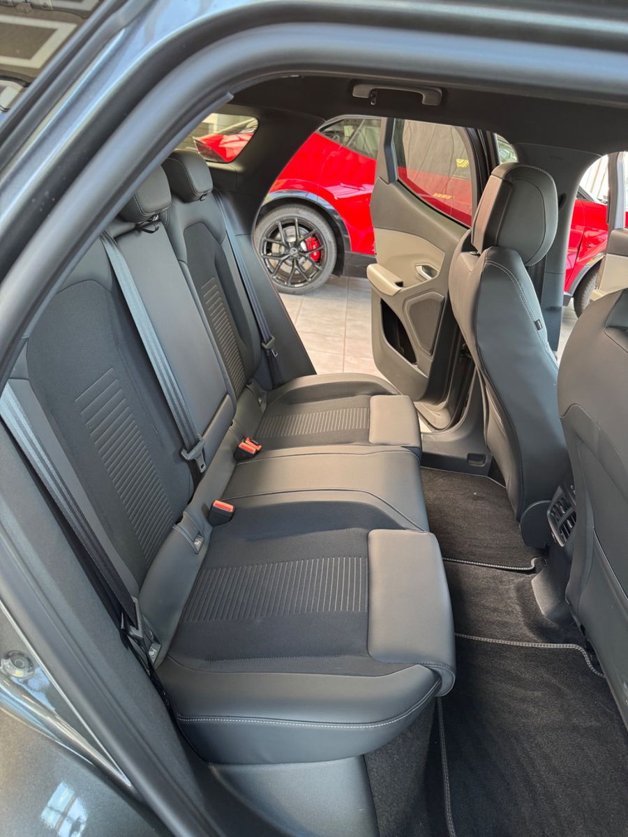 Fahrzeugabbildung Ford Explorer Premium RWD wärmepumpe/heatpump