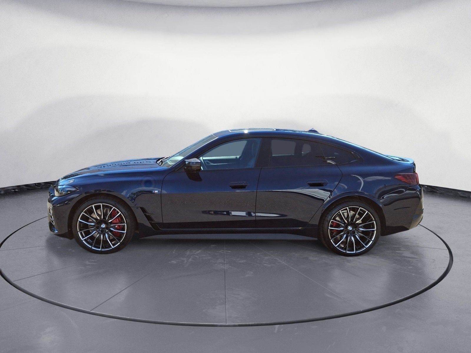 BMW i4 M60 xDrive AHK M-SportPro Innovation Comfort imagem 3
