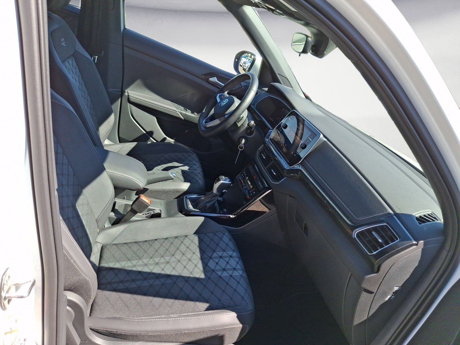 Volkswagen T-Cross - Bild 9