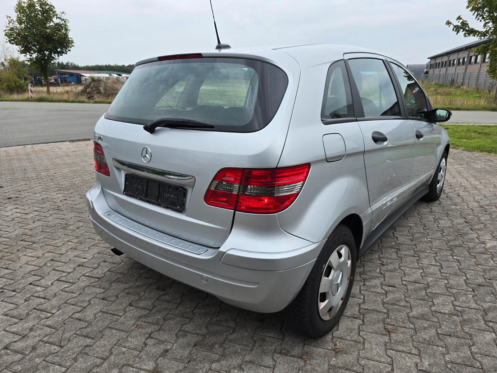 Mercedes-Benz B170 2007 — photo 8