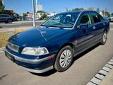 Volvo S40 1.8 / Aut. / Klima / El. Fenster / Wenig KM - gebrauchte Volvo S40 aus dem Jahr 2000