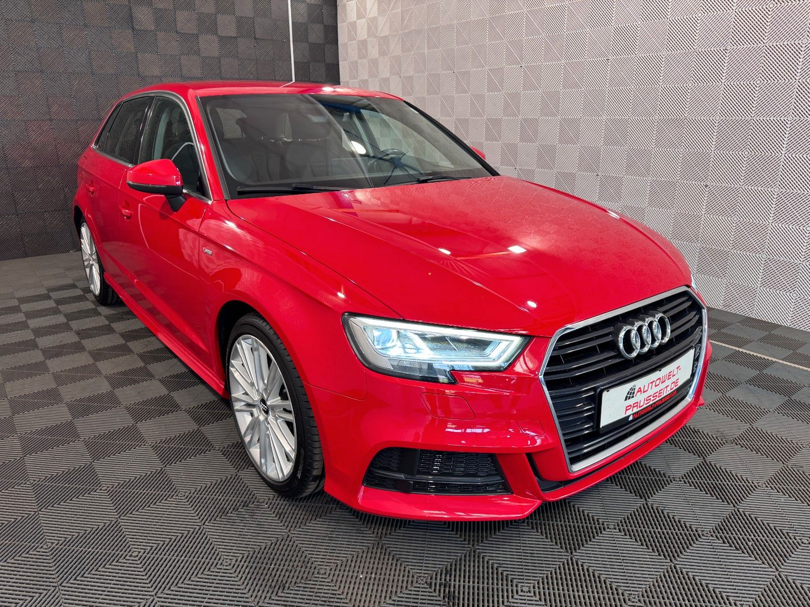Gebrauchtwagen Audi A3 A3 Sb.*S-LINE*LED-DSP-SHZ-PDC-KLIMAAUT.-LM 18" in Dirlos