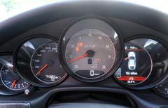 Fahrzeugabbildung Porsche Panamera GTS 4.8 BOSE Alcantara Carbon Kam! TOP!