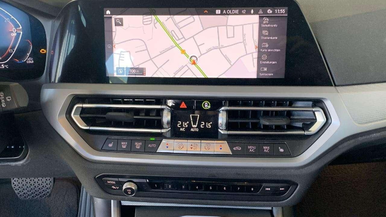 BMW 320 d Touring foto 13