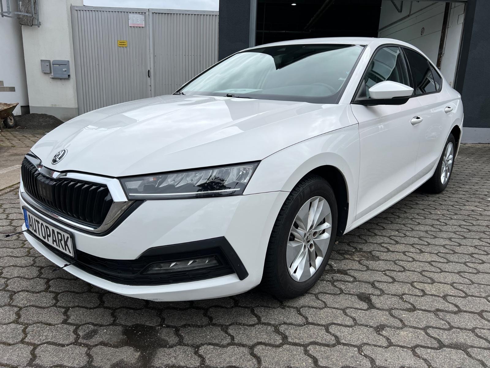 Skoda Octavia Lim. Ambition 2.0 TDI*1.HD*40xVerfügbar*